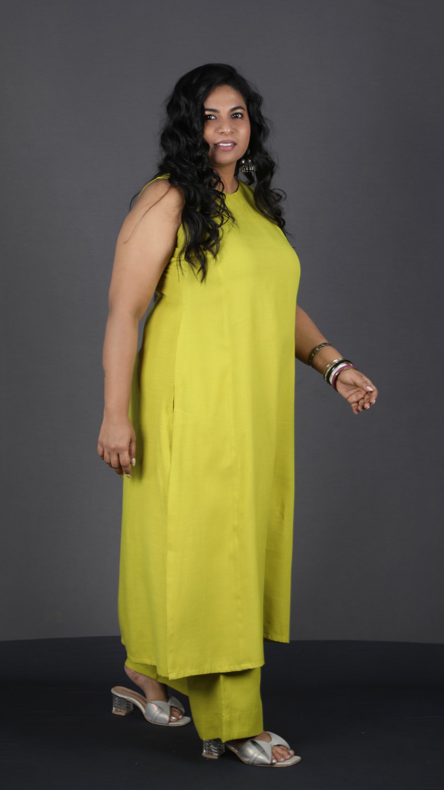 Eshana - 2 pc set - Soft cotton - Lime Green