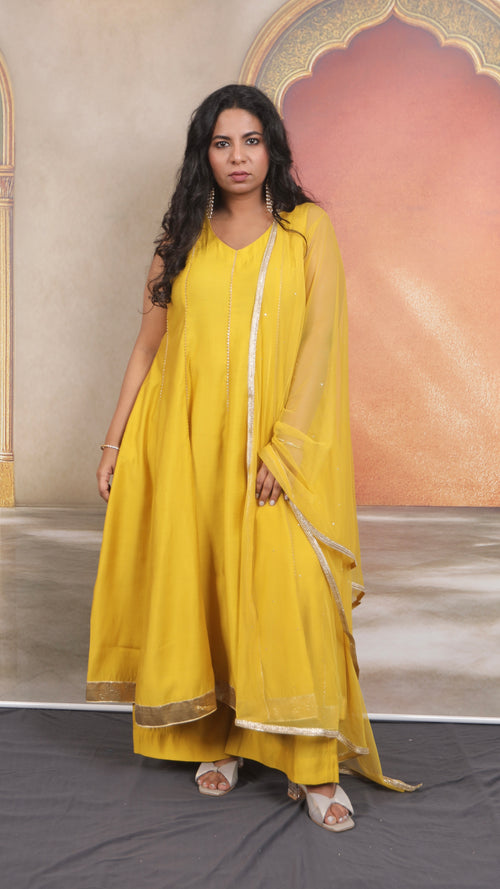 Layla - Anarkali set - YELLOW - Silk
