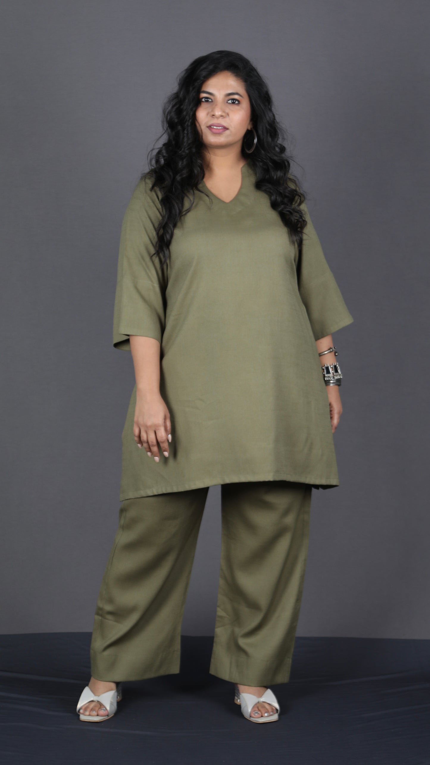 Falak - Short kurta pant set - Soft cotton - OLIVE GREEN