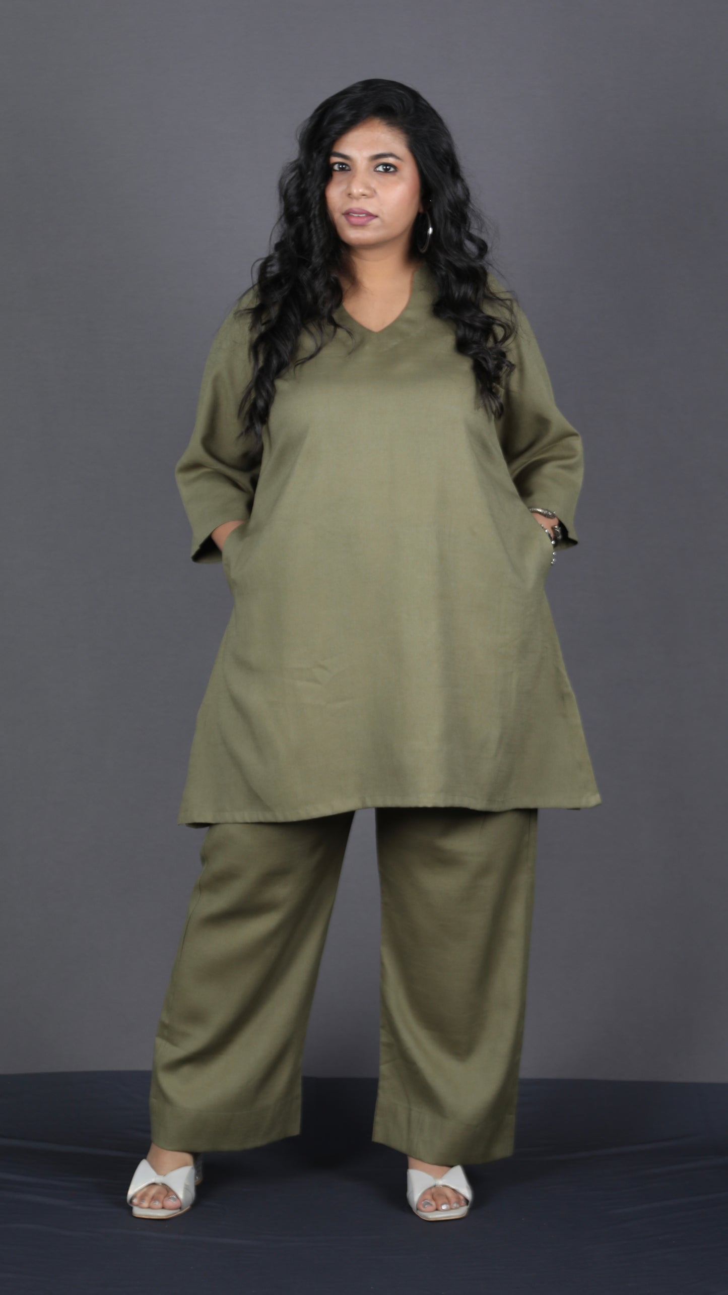 Falak - Short kurta pant set - Soft cotton - OLIVE GREEN