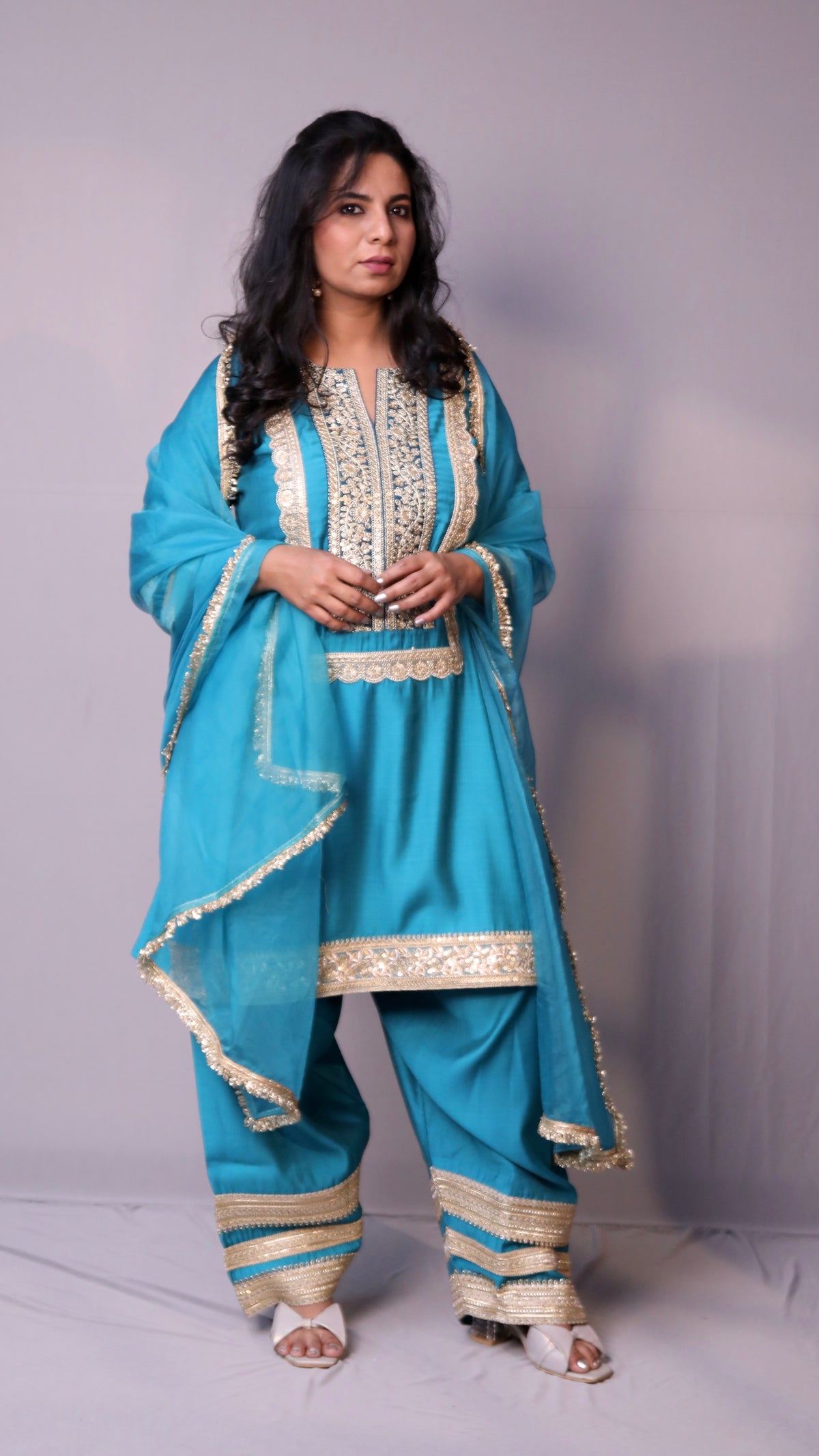 Arzoo - 3pc shalwar set - crape silk - Firozi Blue