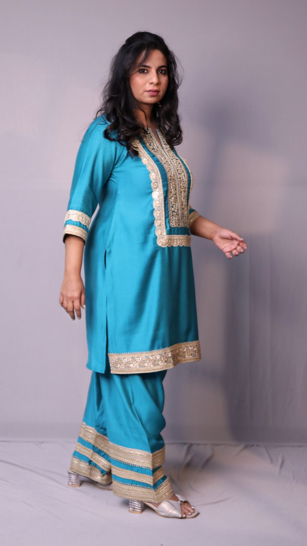 Arzoo - 3pc shalwar set - crape silk - Firozi Blue