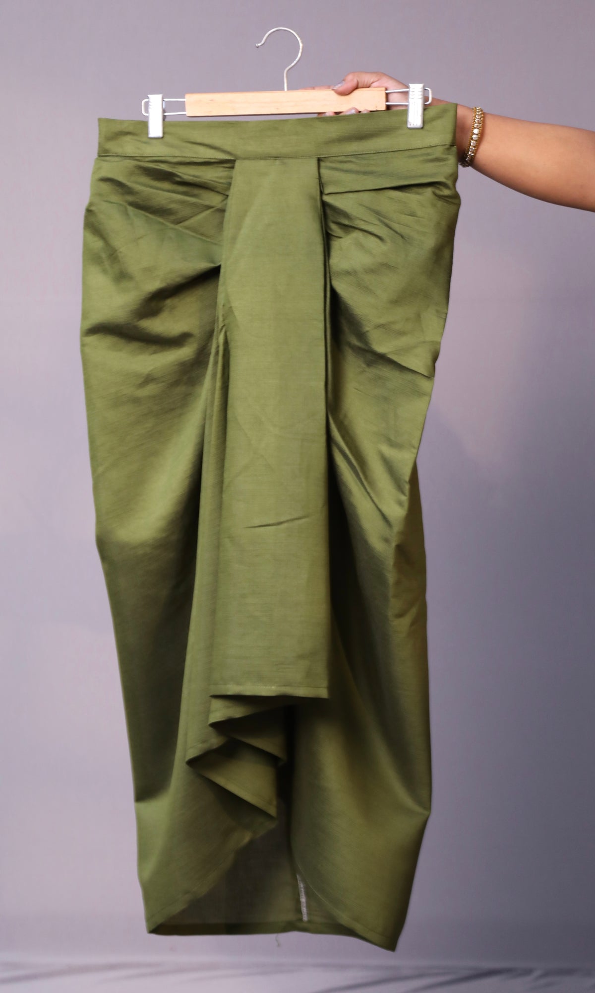 Sukoon - 2pc set - crape silk - Mehendi