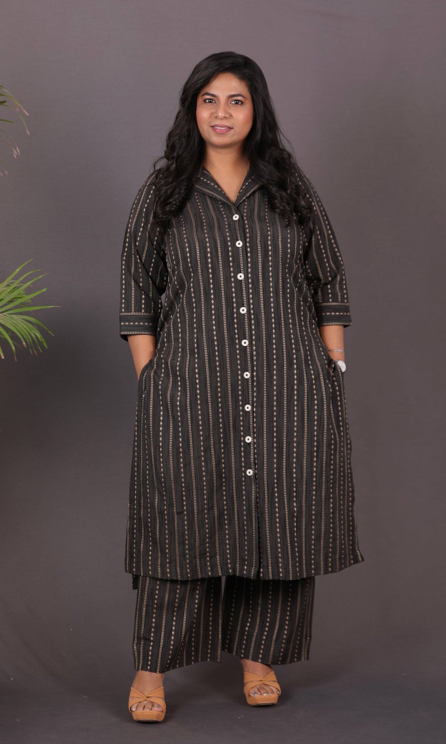 BOSSBABE cords - BLACK - Thread work COTTON