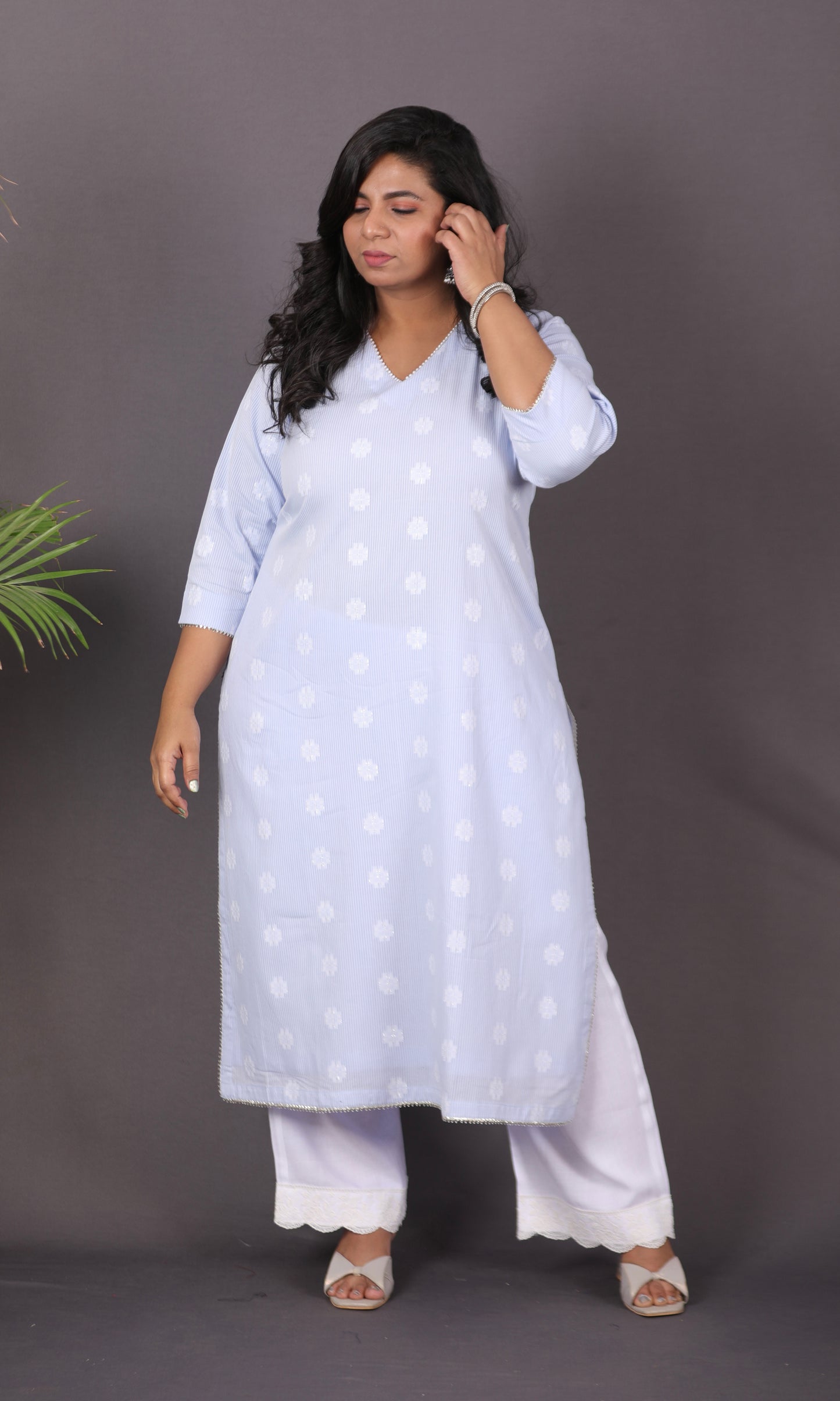 JASMINE - Kurta - Cotton Jari booti with thread work - Blue