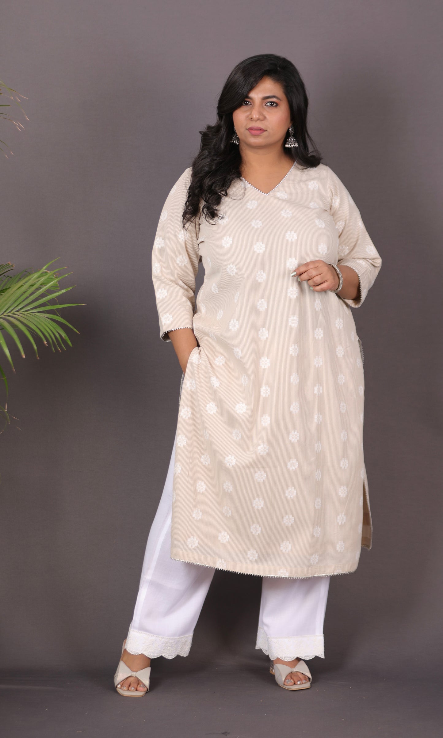 JASMINE - Kurta - Cotton Jari booti with thread work - CREAM