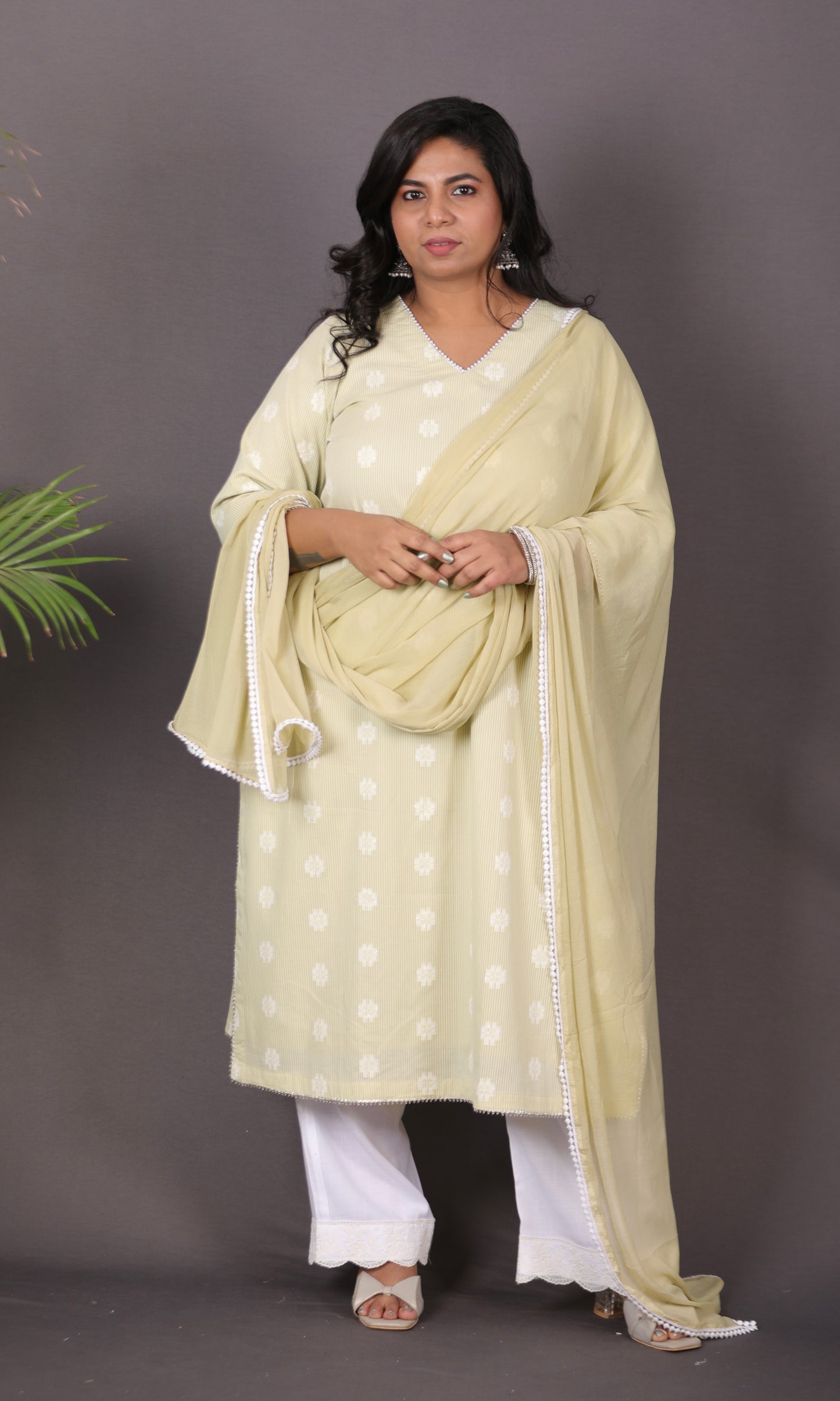 JASMINE - Kurta - Cotton Jari booti with thread work - GREEN