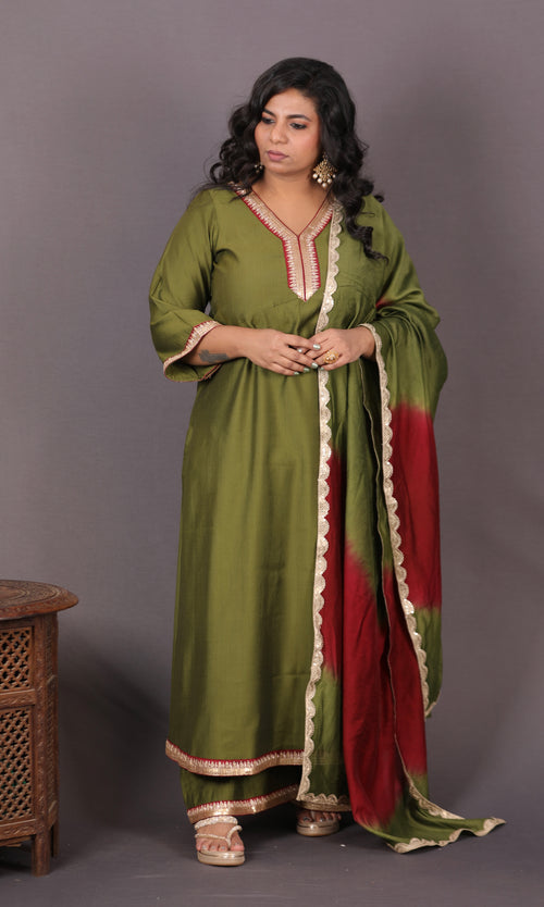 Aayat - 3pc set - Crepe Silk with soft silk tie-dye dupatta - MEHENDI