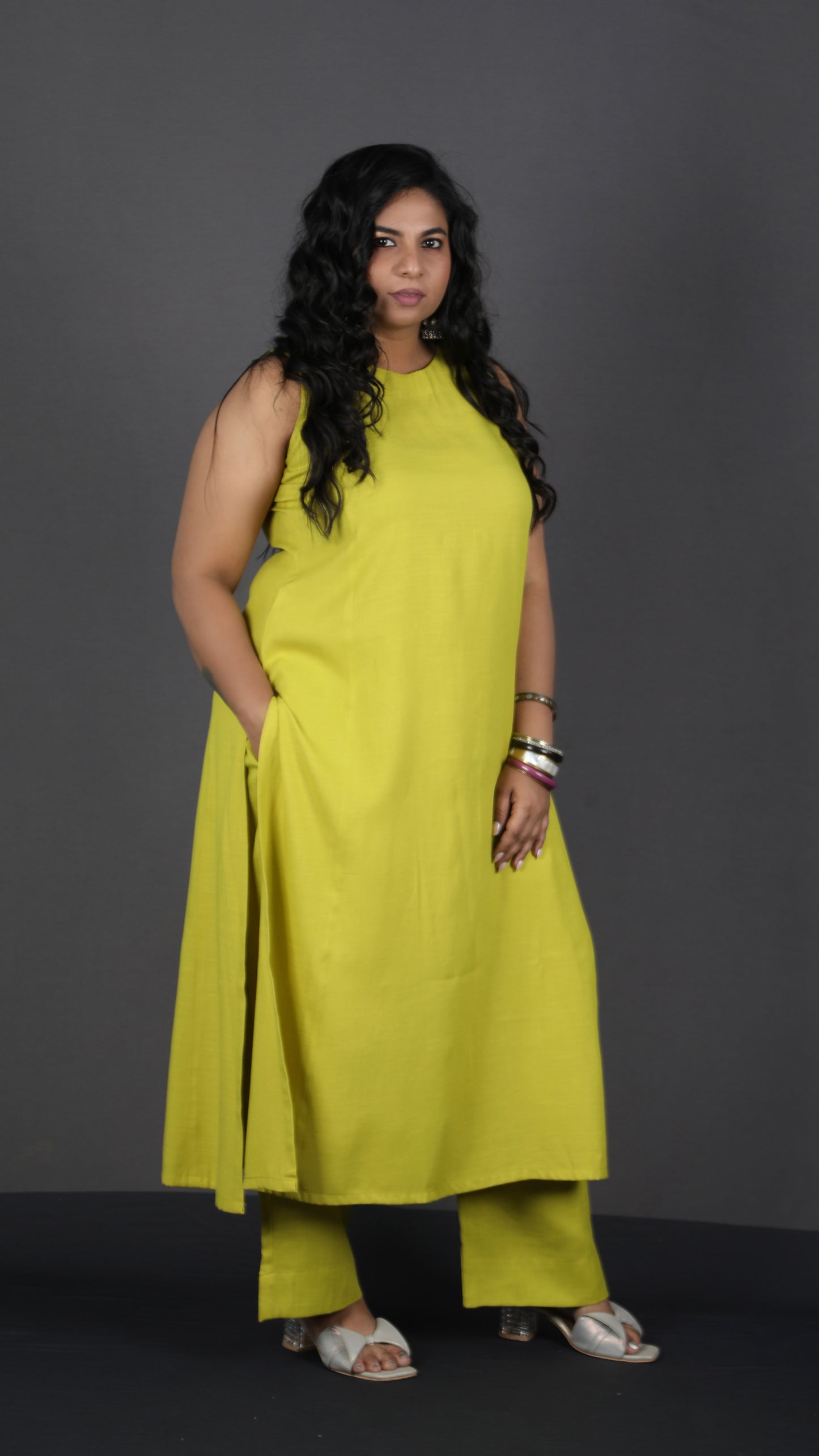 Eshana - 2 pc set - Soft cotton - Lime Green