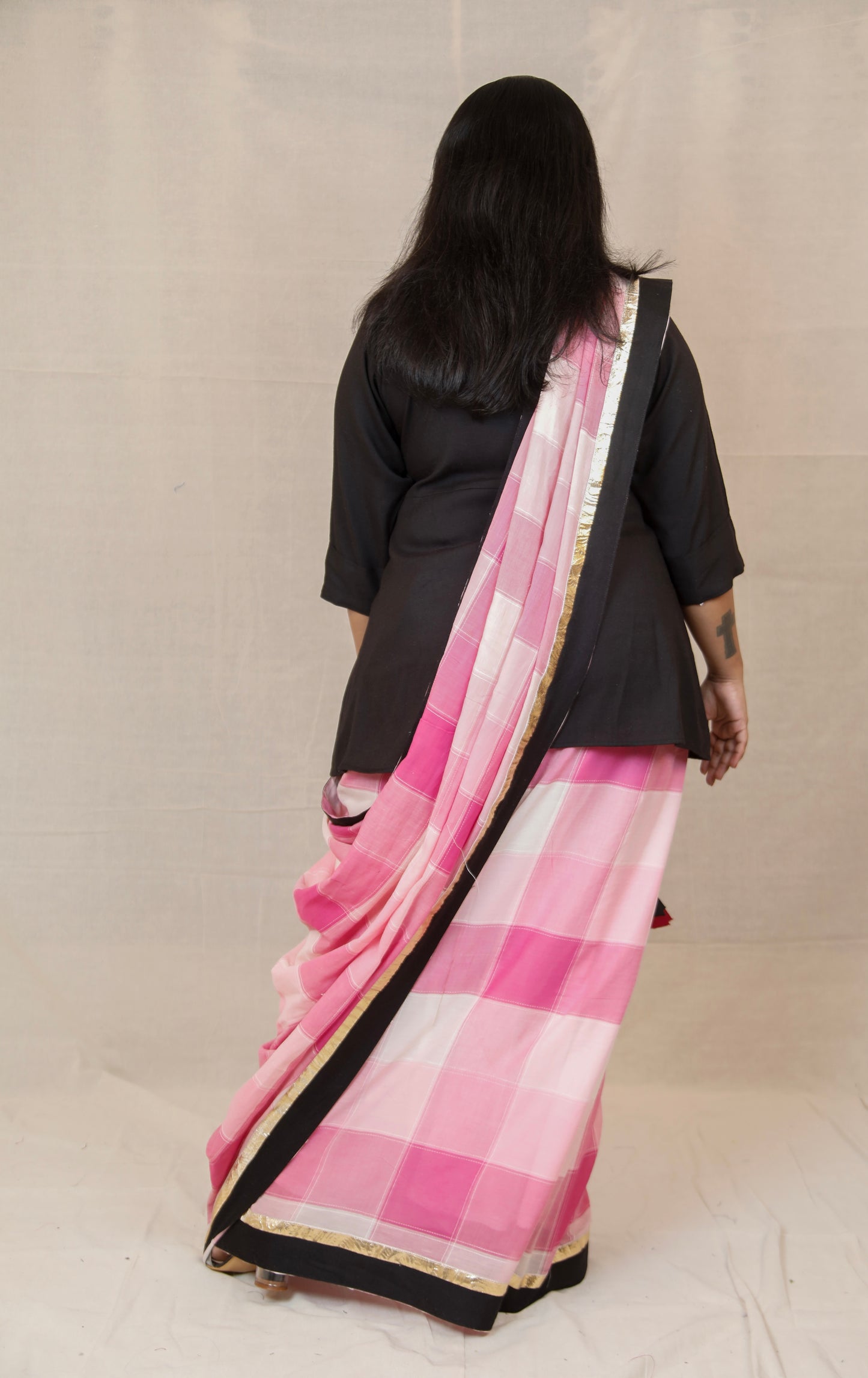 RIDHI - Mul Mul Cotton Saree - Pink Checks+ Kurti Optional