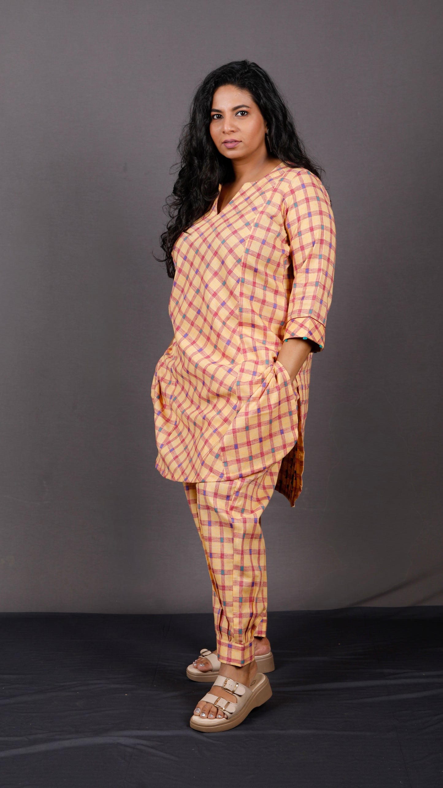 Veda - 2 pc set - Cotton Linen with thread work boti - Apricot Yellow