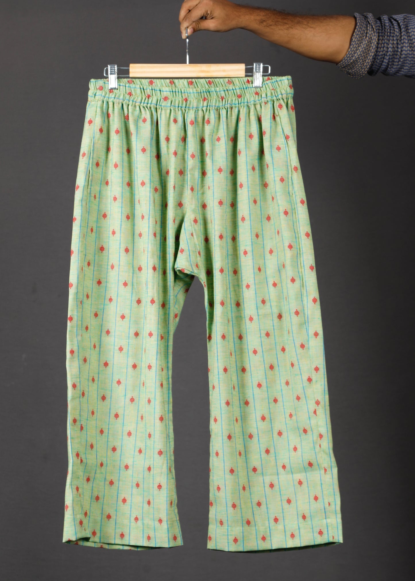 Samaa - Kurta Pant SET - Handloom cotton with thread work botti - Green