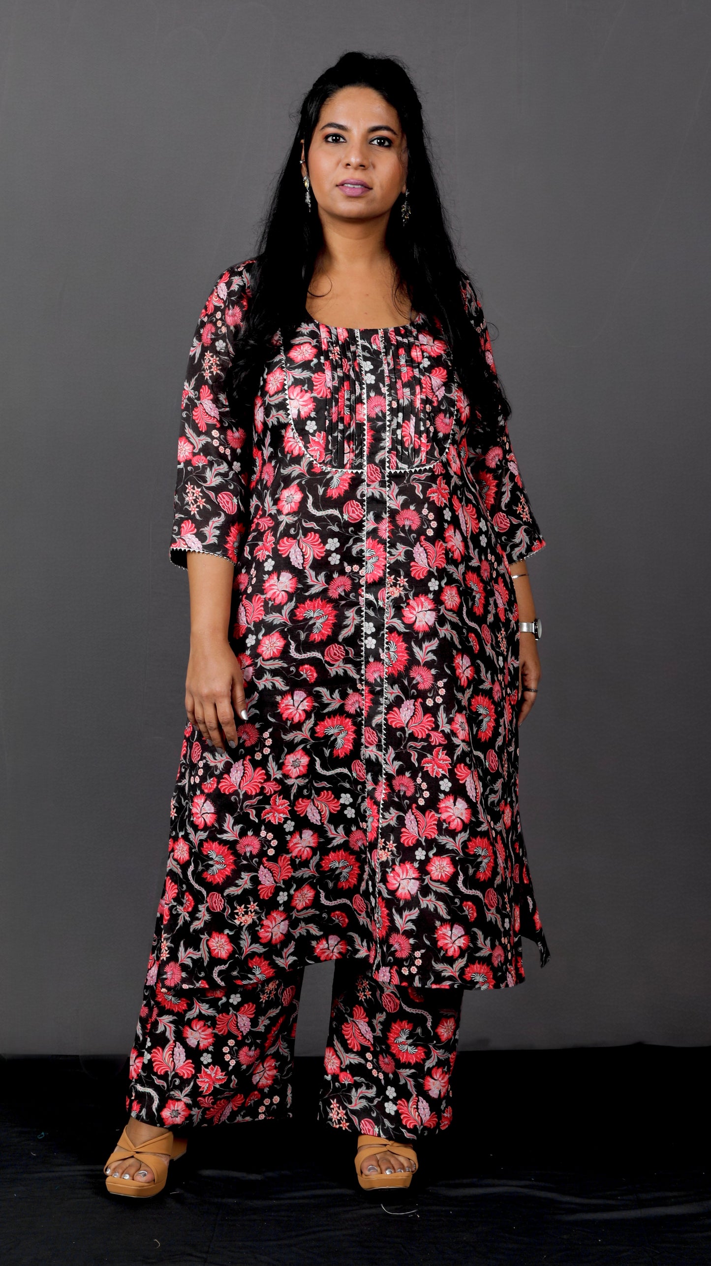 Gulzar - Buy Set or kurta - Linen cotton - Black