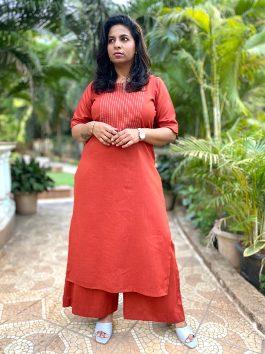 NAINA - Kurta and Pant Set - RUST ( Thread work )